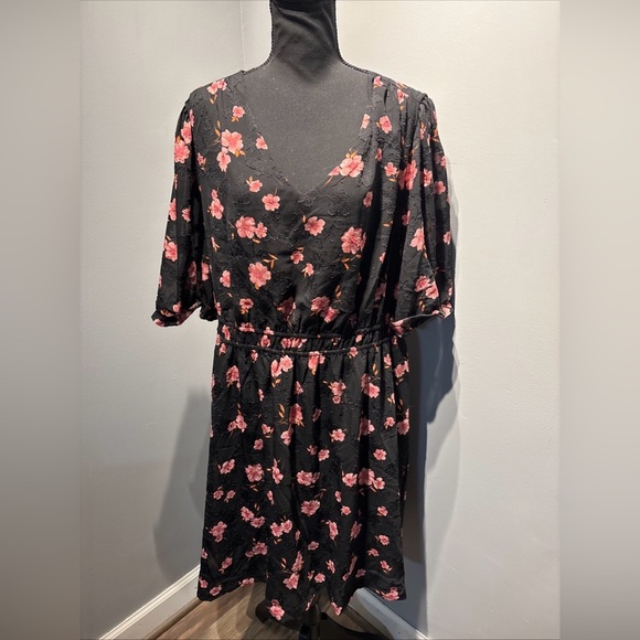 Draper James Cinched‎ Black Pink Floral Mini Dress SzXL - Picture 1 of 8